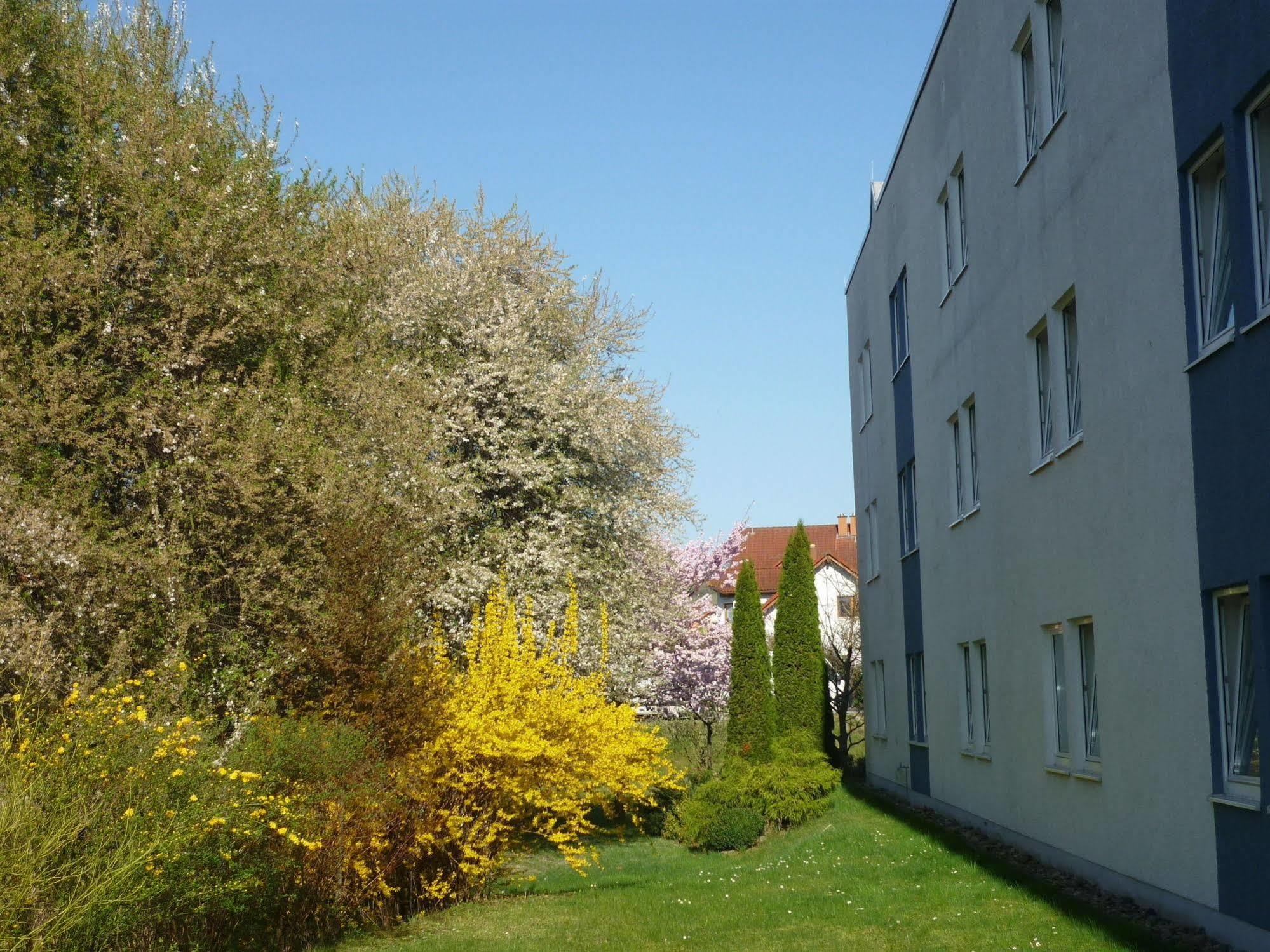 Residenz - Businesshotel ベンスハイム エクステリア 写真